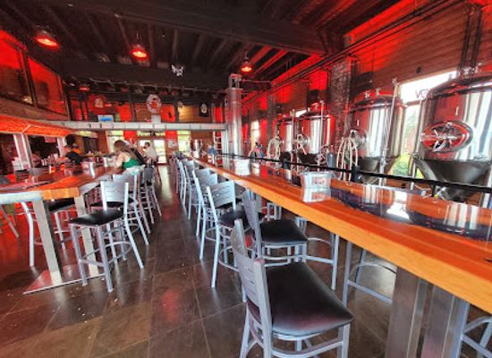 michigan/northern-michigan/restaurant/mackinac-island-brewery-located-in-the-brewhouse