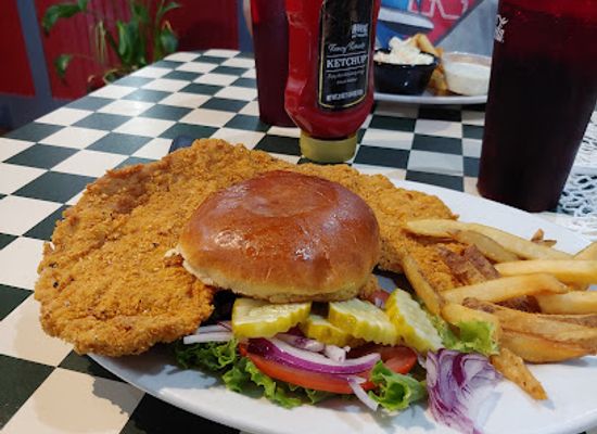 kansas/marais-des-cygnes/restaurant/paola-eatery
