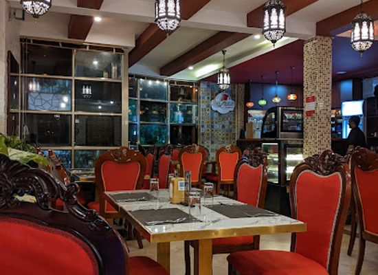 maldives/kaafu-atoll/restaurant/lazeez-gourmet