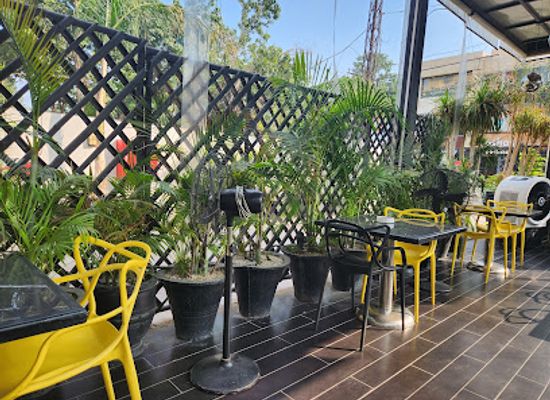 pakistan/lahore/gulberg/restaurant/urban-kitchen