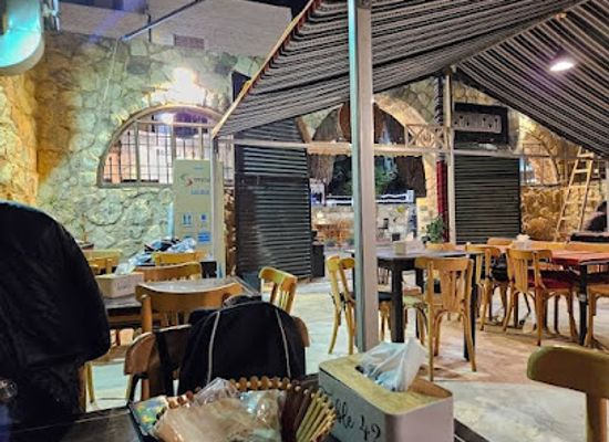 jordan/madaba/restaurant/jaw-zaman-restaurant
