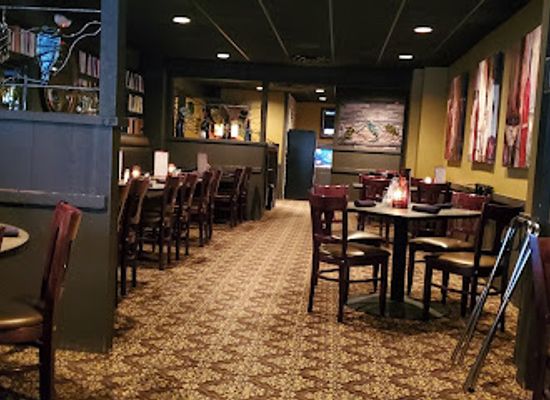 iowa/waterloo/restaurant/the-brown-bottle