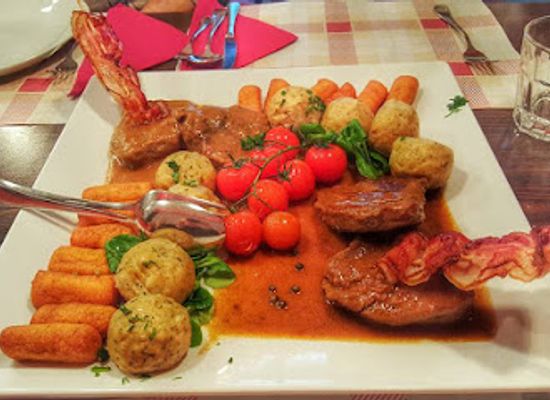 slovenia/maribor/restaurant/restavracija-mango