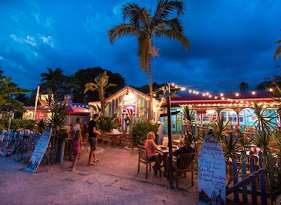 florida/captiva-island/restaurant/rc-otter-s-island-eats