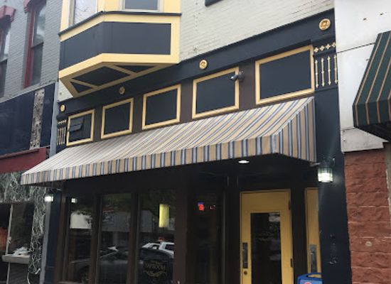 illinois/waukegan/restaurant/the-taproom