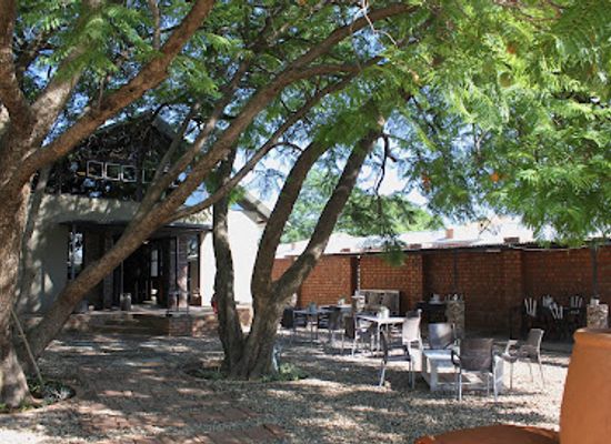 namibia/kavango/restaurant/memoirs-bar-restaurant