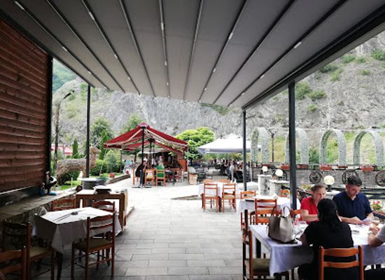 kosovo/prizren/restaurant/natyra