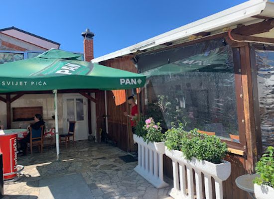 croatia/pula/restaurant/kod-kadre
