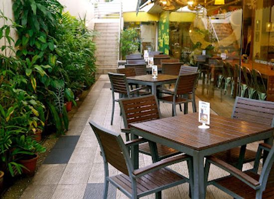 singapore/bukit-batok/restaurant/buddy-hoagies-steak-grill-restaurant-bukit-timah