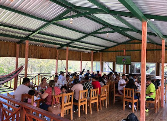 honduras/lago-de-yojoa/restaurant/restaurante-tipicos-monte-verde