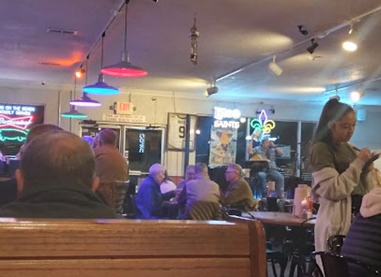 florida/panhandle/restaurant/bayou-on-the-beach-steamers-mercantile