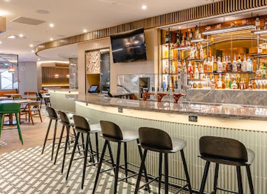 canada/saskatoon/restaurant/aroma-restaurant