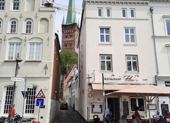 germany/lubeck/innenstadt/restaurant/potters-restaurant