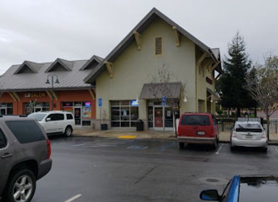 california/salinas-valley/restaurant/the-village-restaurant
