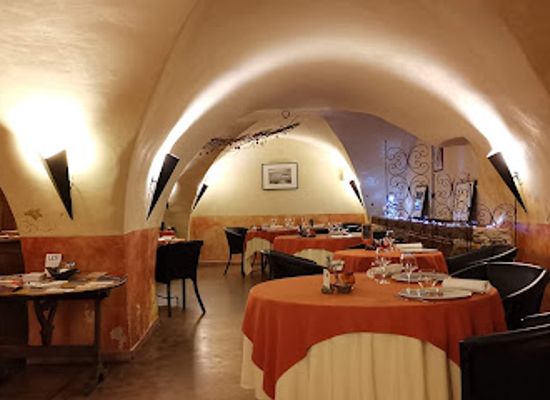 france/languedoc/restaurant/l-ocre-rouge-restaurant