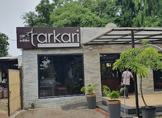 india/vadodara/old-city/restaurant/tarkari-restaurant-a-banyan-paradise-kitchen