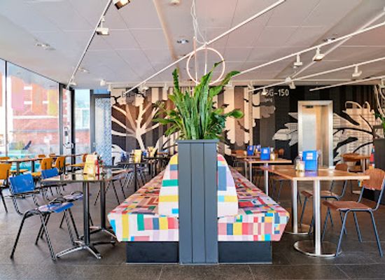 netherlands/amsterdam/museumplein/restaurant/ten-good-food-cafe
