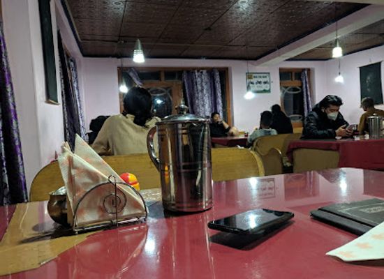 india/ladakh/restaurant/punjabi-tadka-veg-restaurant