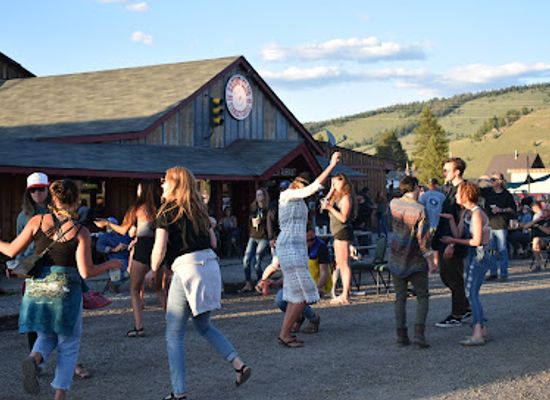 idaho/sawtooth-national-recreation-area/restaurant/kasino-club
