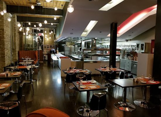 canada/central-canada/restaurant/the-chefs-house
