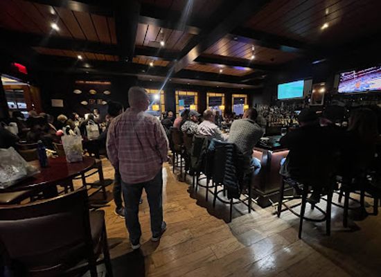 rhode-island/blackstone-valley/restaurant/fred-steve-s-steakhouse