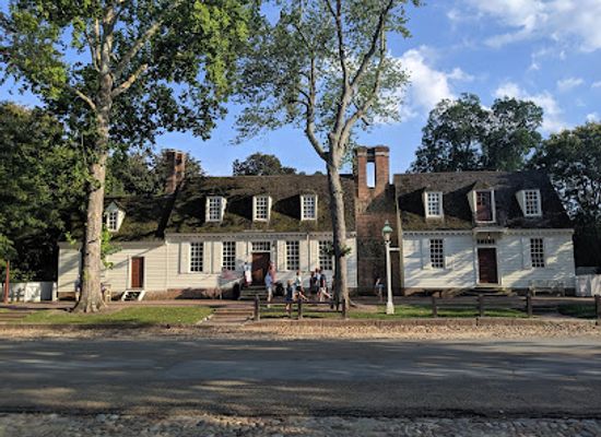 virginia/historic-triangle/restaurant/shields-tavern