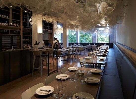 australia/melbourne/restaurant/tonka