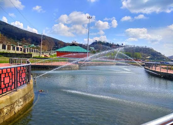 india/kashmir-valley/restaurant/lake-view-restaurant