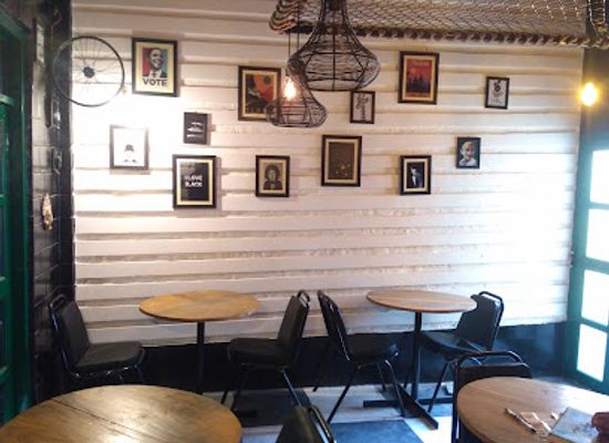 india/guwahati/chandmari/restaurant/the-black-roof-cafe