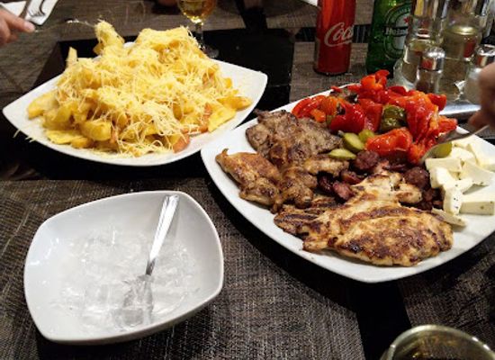 romania/bucovina/restaurant/radu