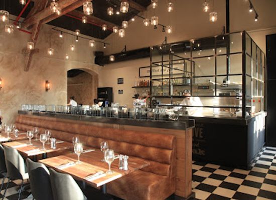israel/jerusalem/restaurant/lechem-basar