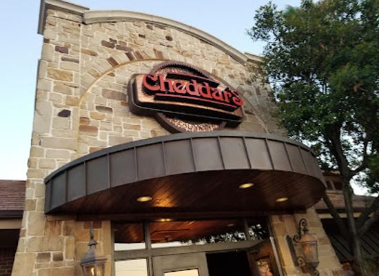 texas/beaumont/restaurant/cheddar-s-scratch-kitchen