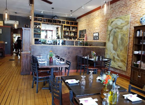 maine/waldo-county/restaurant/delvino-s-grill-pasta-house