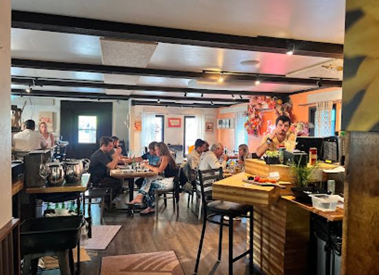 montana/whitefish/restaurant/indah-sushi