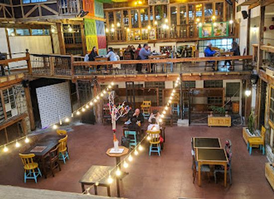 bolivia/yungas/restaurant/manq-a-restaurante