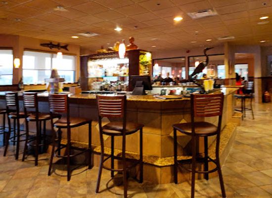 virginia/chesapeake-bay-region/restaurant/amber-lantern-restaurant