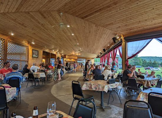 wisconsin/great-river-road/restaurant/vino-in-the-valley