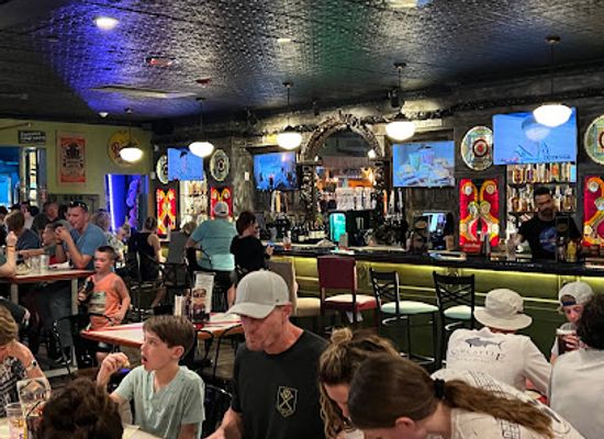 florida/space-coast/restaurant/cocoa-beach-fish-camp