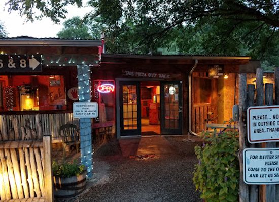 new-mexico/taos/restaurant/taos-pizza-out-back
