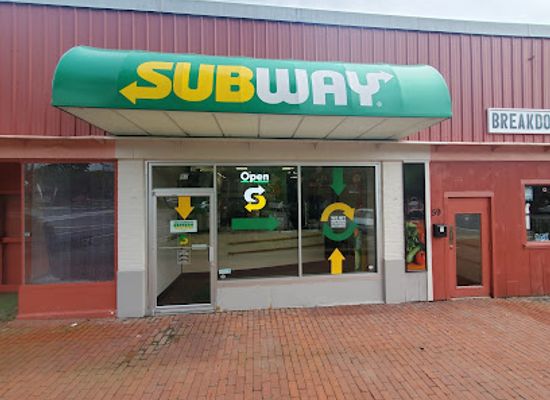massachusetts/mohawk-trail/restaurant/subway