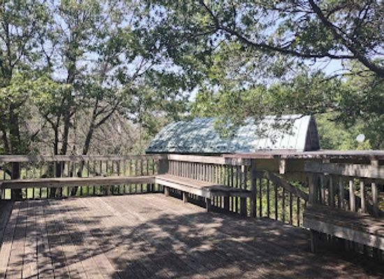 illinois/illinois-beach-state-park/restaurant/illinois-beach-state-park-nature-center