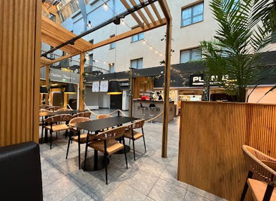 finland/oulu/restaurant/plan-b