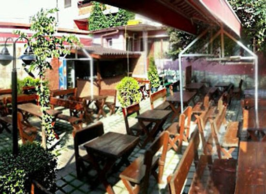 kosovo/karadak/restaurant/a-a-restaurant