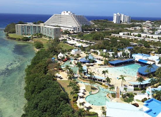 guam/asan-beach-park/restaurant/three-squares-restaurant