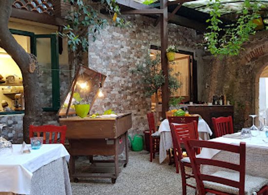 italy/taormina/restaurant/ristorante-aranciara