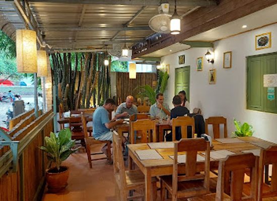 laos/bolaven-plateau/restaurant/bamboo-garden-restaurant