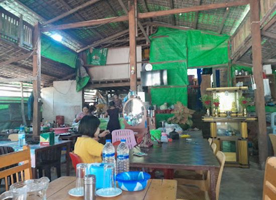 myanmar-burma/mrauk-u/restaurant/mra-pann-khing