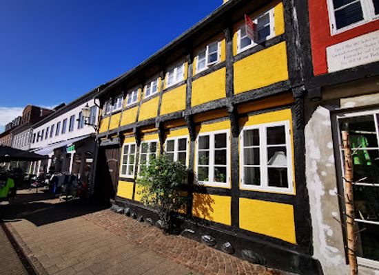 denmark/ribe/restaurant/saltgades-polsevogn
