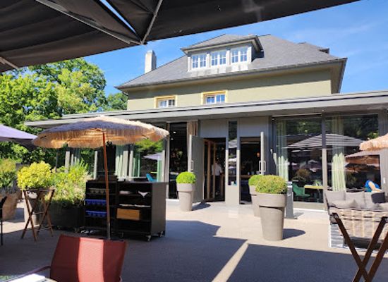 luxembourg/red-lands/restaurant/parc-le-h