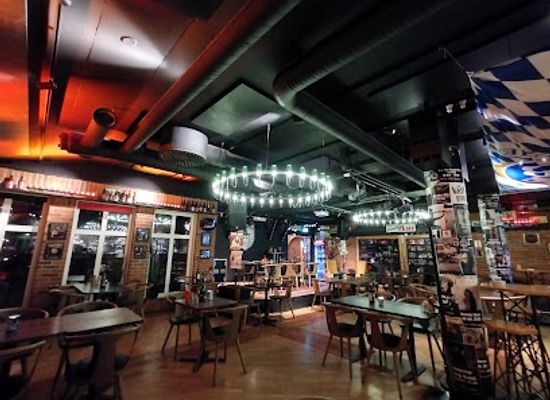 sweden/dalarna/restaurant/broken-dreams